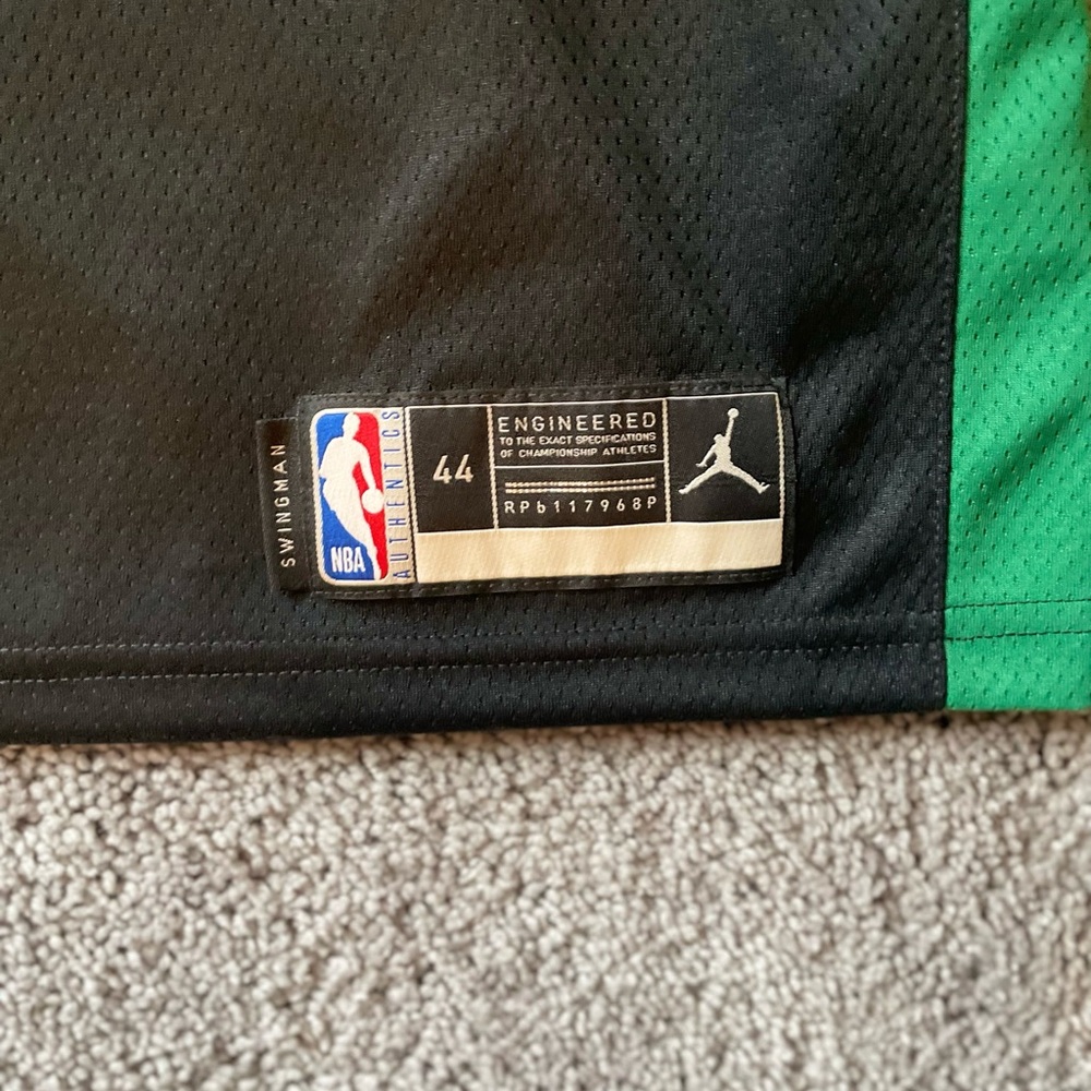 Jayson Tatum Jersey - Picture 6 of 8